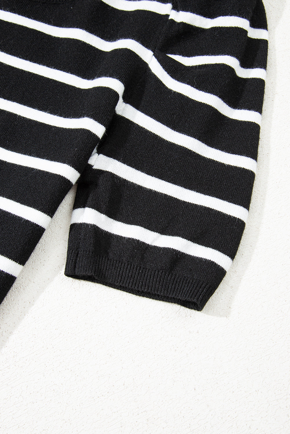 Blue Stripe Ribbed Trim Round Neck Bubble Sleeve Knitted Top